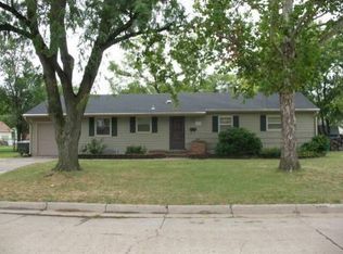 1839 Larson St, Salina, KS 67401