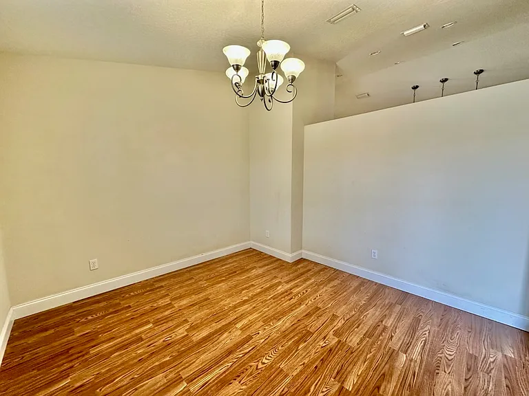 123 Trailwood Ln — Photo 7