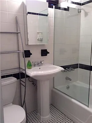 Rented by Buchbinder & Warren | media 35