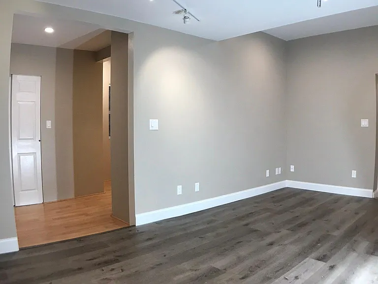 925 Highland Ave #2 — Photo 10