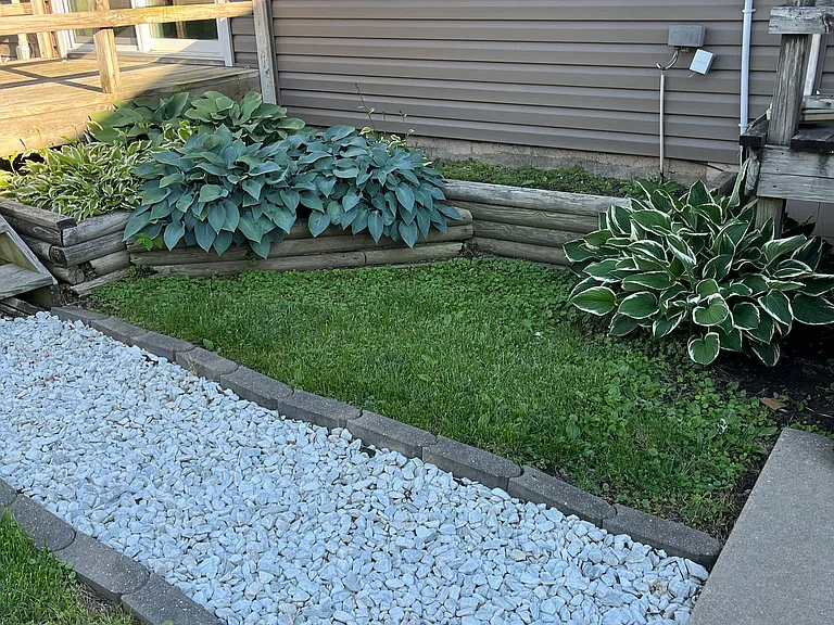 120 Railroad St — Photo 31