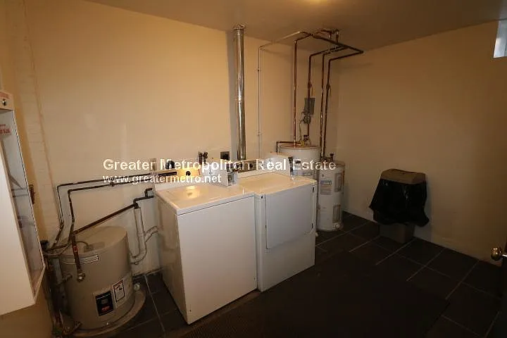 4 Michelangelo St #10 — Photo 15