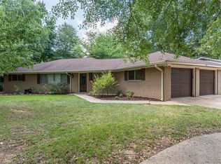 513 Poplar Rd, Starkville, MS 39759