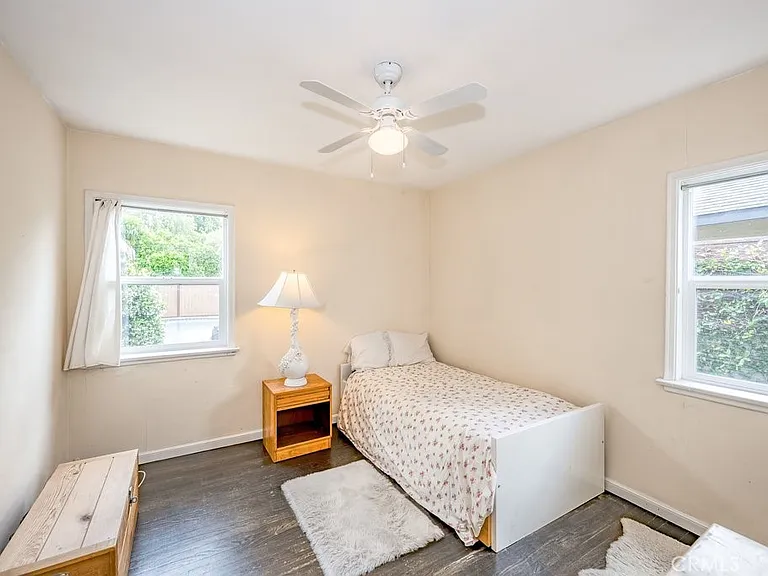 5938 Simpson Ave — Photo 13
