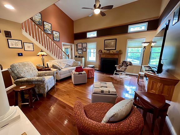 5th image of 322 Mountain View Ests