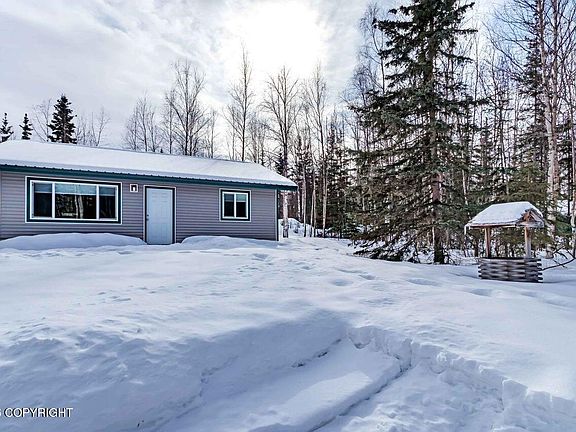 2nd image of 6630 W Beverly Lake Rd