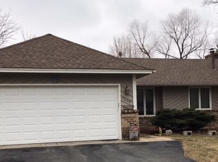 7250 Tartan Curv, Eden Prairie, MN 55346