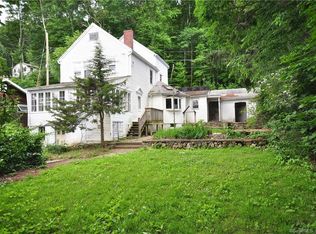 313 Lake Plymouth Blvd, Plymouth, CT 06782