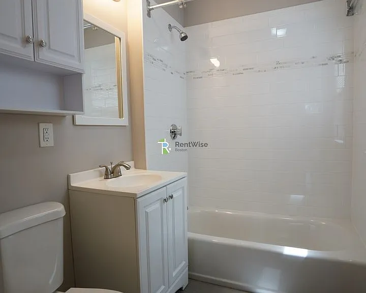 4 Ashford St #A — Photo 14