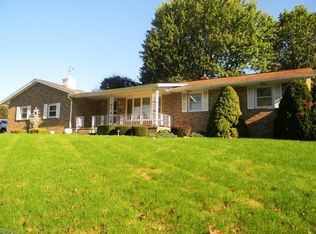 2133 Walsh St, Louisville, OH