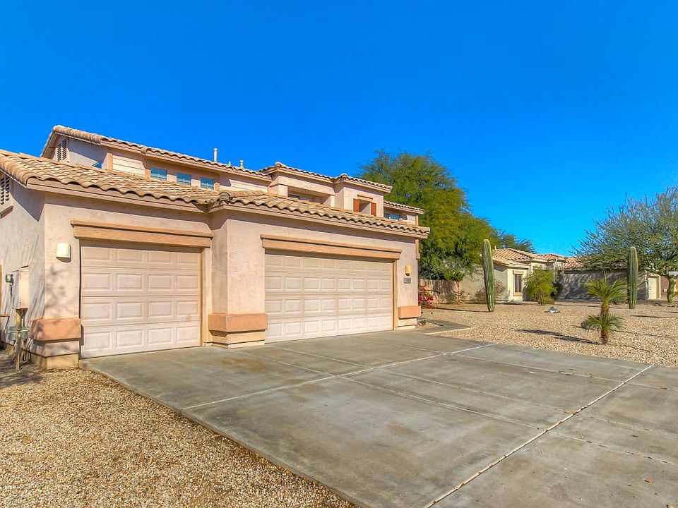 1st image of 1060 E Horseshoe Dr