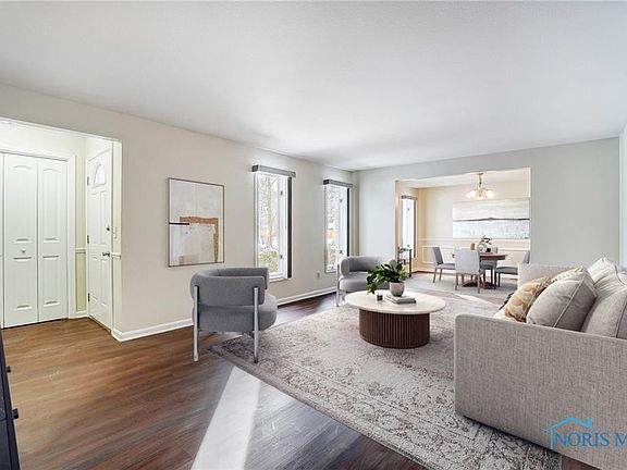 4th image of 105 Oak Meadows Dr