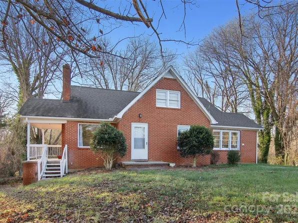 211 Branch St, Morganton, NC 28655