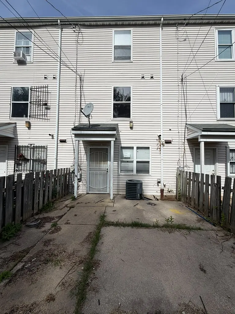 1618 West Diamond street - 1 — Photo 1