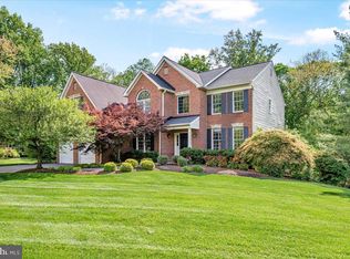 4 Deer Trail Ct, Gaithersburg, MD 20878