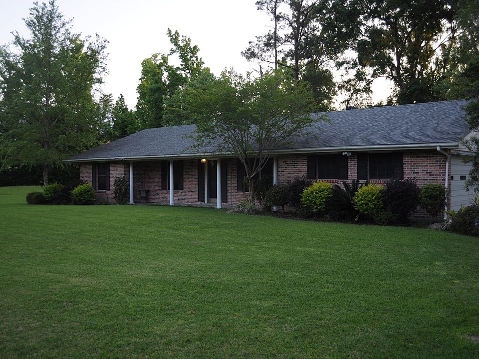 1st image of 135 Huval Dr