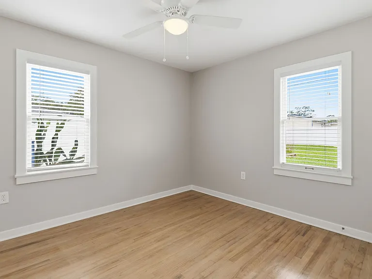 1307 Saint Andrews Dr — Photo 20