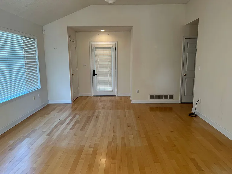 609 Heidman Rd — Photo 5