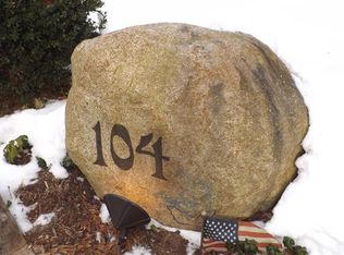 104 Meadowbrook Rd, Hanover, MA 02339