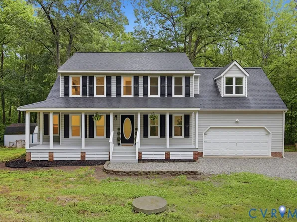 2150 Eastwood Pine Ct, Moseley, VA 23120