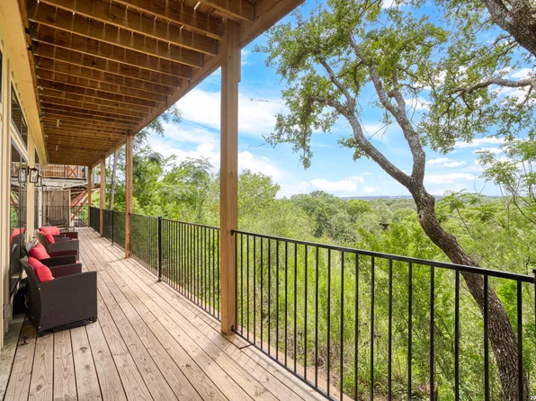 1121 Gruene #B, New Braunfels, TX 78130