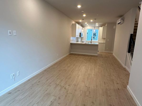 2142 N 147th St UNIT C