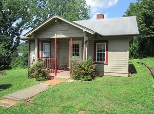 1221 College Ave SW, Lenoir, NC 28645