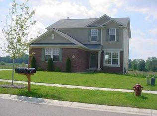 27994 S Mockingbird Dr, Flat Rock, MI 48134
