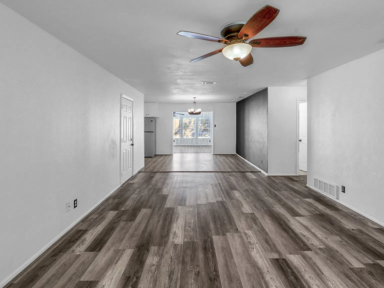 3 bed, 1650 sqft, $1,700 — Photo 3
