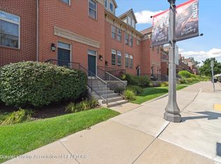 1313 Turner St, Lansing, MI 48906