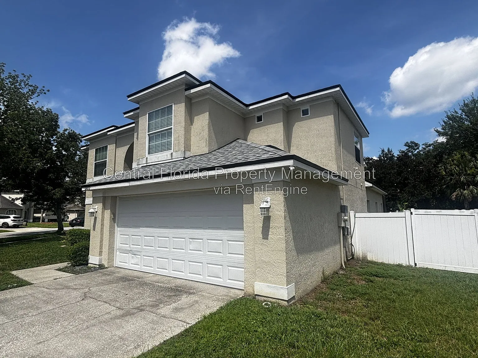 4 bed, 2.5 bath, 2487 sqft, $3,099 — Photo 4