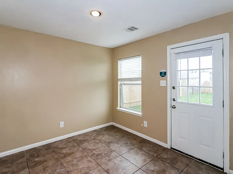 20710 Tayman Oaks Dr — Photo 7
