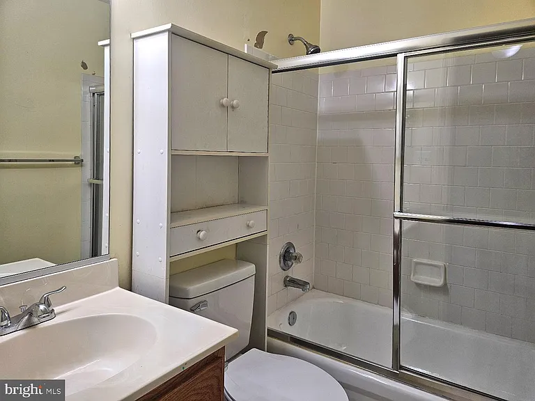 3315 Hollow Ct — Photo 31