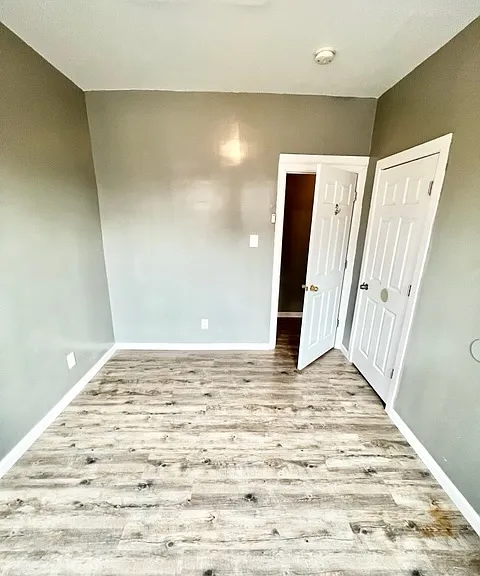 492 Park Ave #13 — Photo 12