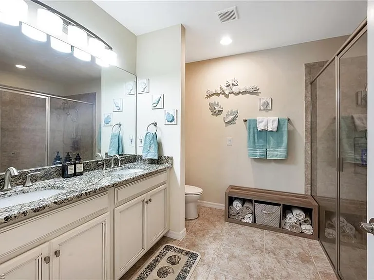14940 Edgewater Cir — Photo 19