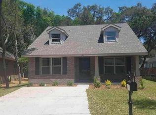 868 Smiley Cir, Pensacola, FL 32514