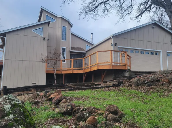 16465 Southview Ct, Redding, CA 96001