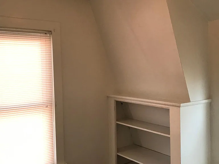 115 View St — Photo 6
