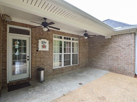 5th image of 109 Laurel West Cv