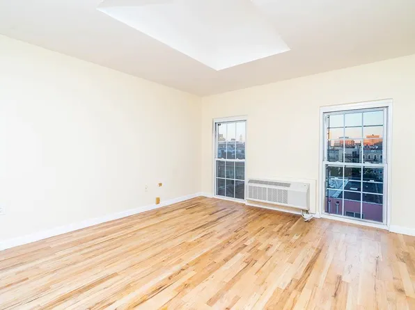 127 Madison Street image 12 of 14