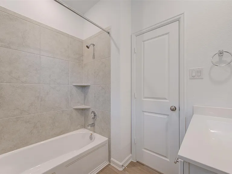5607 Rock Head Ranch Trl — Photo 9