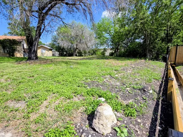 110 ZEUTY ST LOT 13, San Antonio, TX 78227