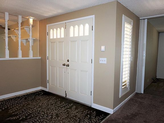 3rd image of 5967 Chesbro Ave