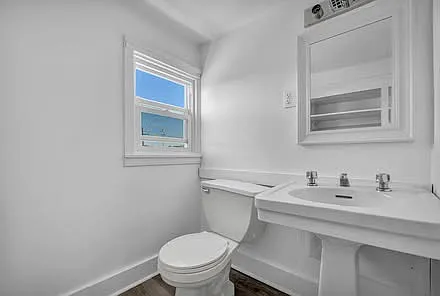 3338 E 119th St — Photo 30
