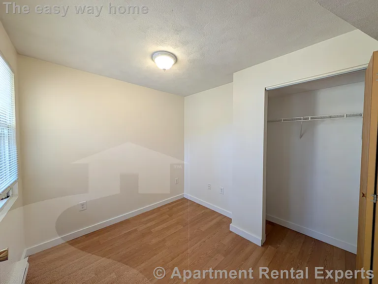3 Holland St — Photo 3