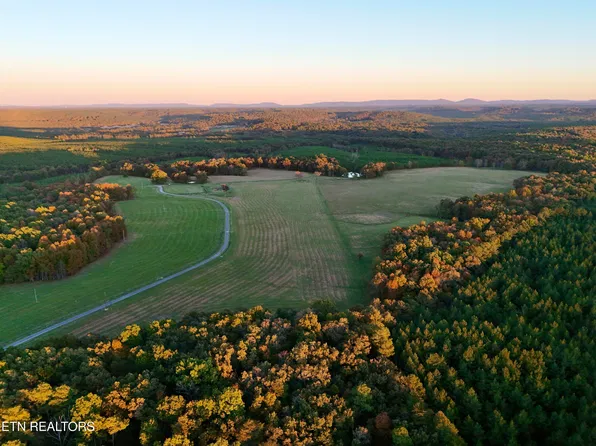 Poke Patch Rd, Crossville, TN 38572