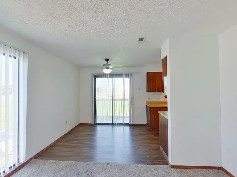 3950 N Garland Cir #3 — Photo 3