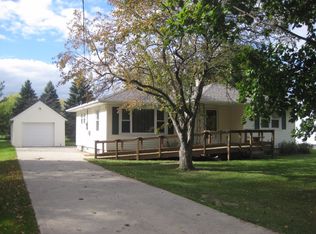 609 N Scheurmann Rd, Bay City, MI 48708