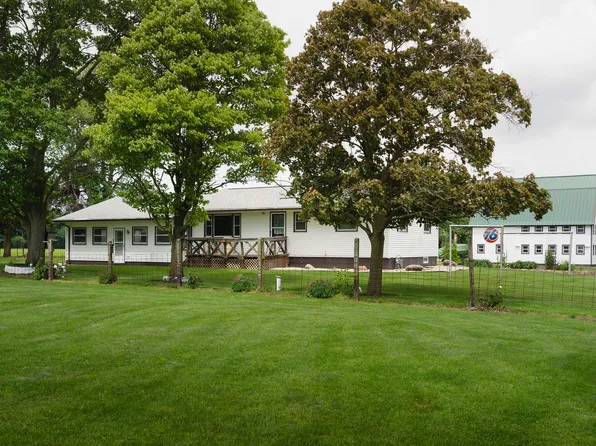 301 N 24th Rd, Oglesby, IL 61348