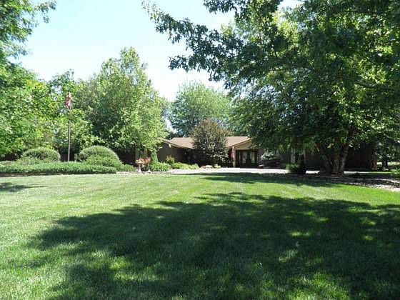 2nd image of 24 Prairie Dunes Dr